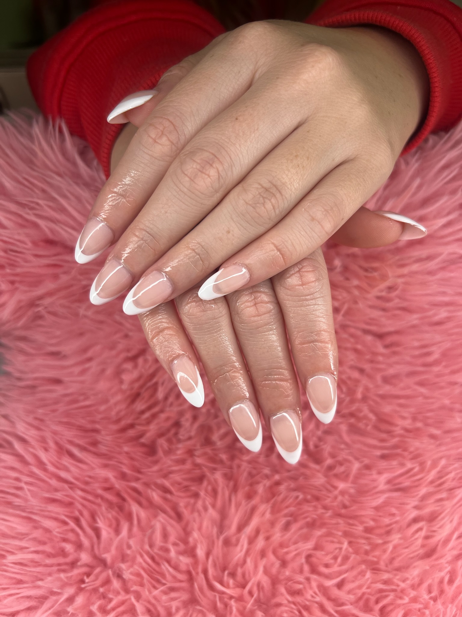 World of Nails & Hair Beauty Lounge nail salon in Plantation FL offering manicures, pedicures and beauty services
